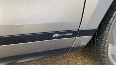 Land Rover Range Rover Evoque 1.5 P300e R-Dynamic HSE 5dr Auto Hatchback